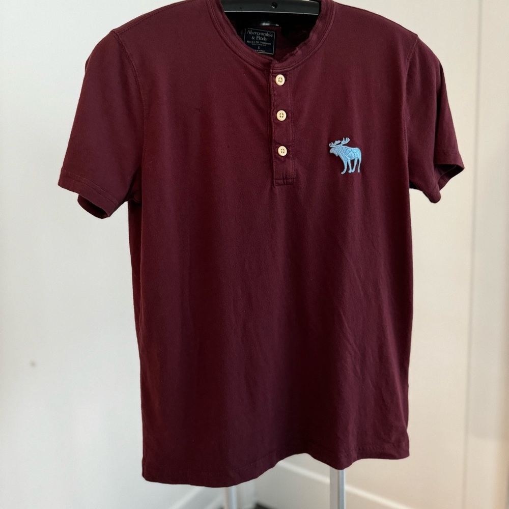 Abercrombie & Fitch Large Logo Men T-shirt (small | maroon)